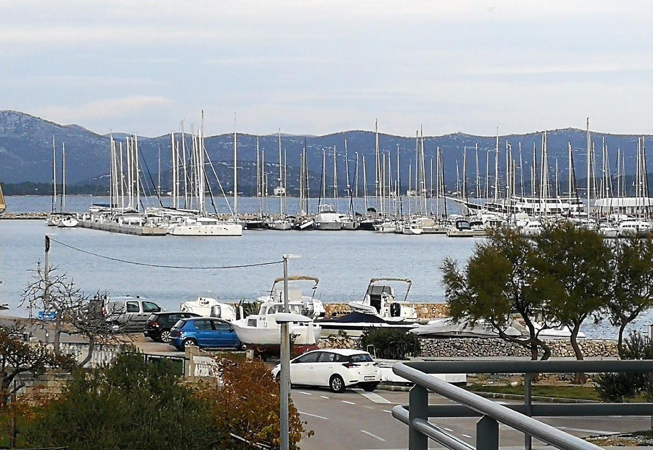 Nautica Apartments Betina  Bagian luar foto